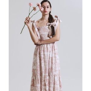 Minji Dress Nothing Fits But Size Small